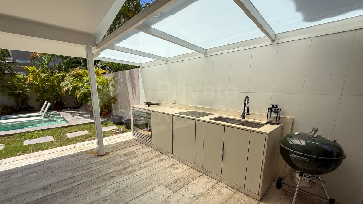 Sale of House in Costa Bay, Costa del Este