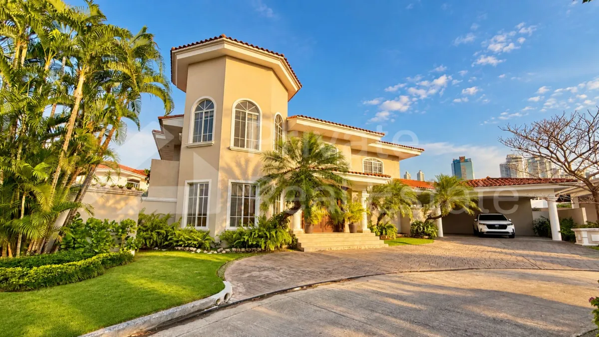 Apartment for sale in Costa del Este