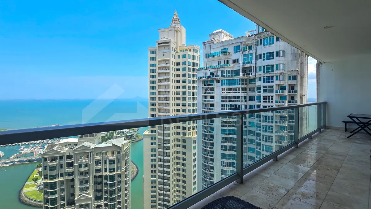 Apartment for sale in Punta Pacifica