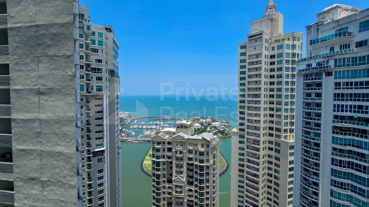 Apartment for sale in Punta Pacifica