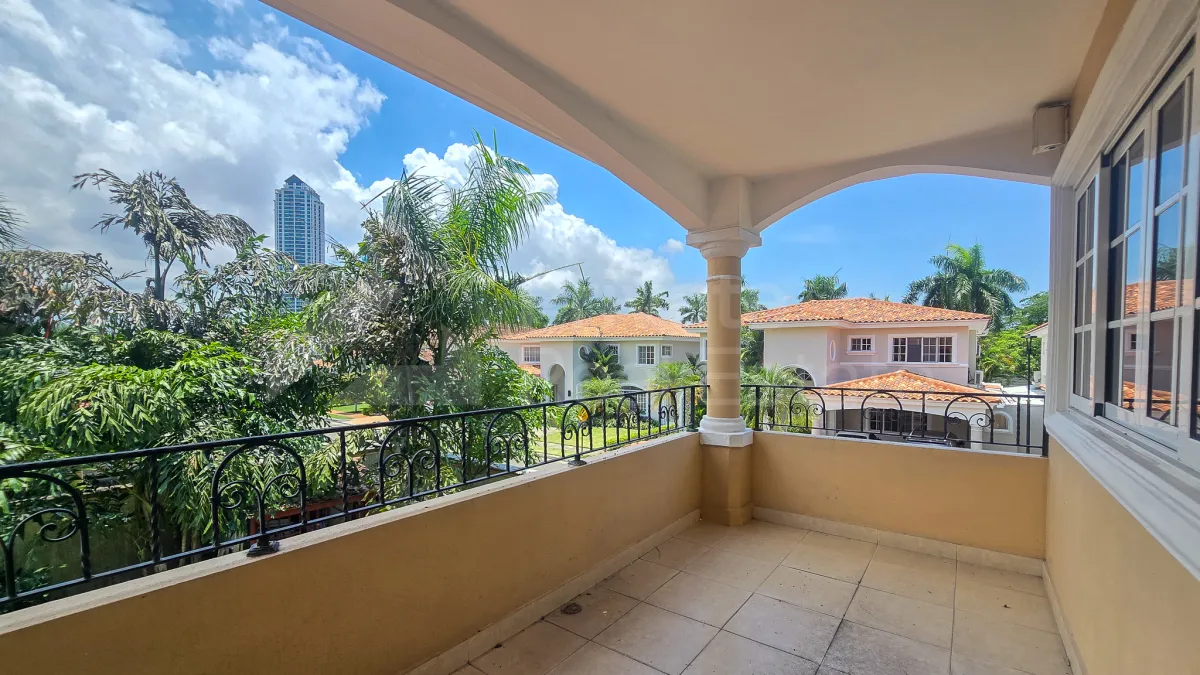 House for Sale Costa Bay Costa del Este