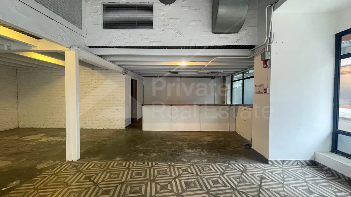 Commercial Space for Rent in Old Town