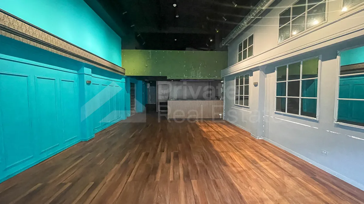 Commercial Space for Rent in Old Town