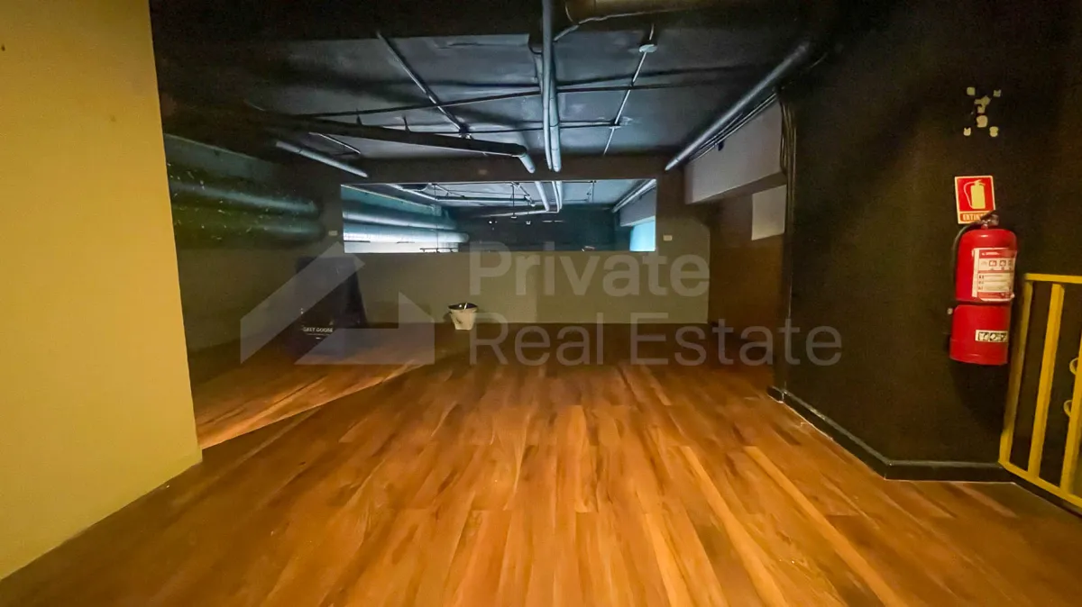 Commercial Space for Rent in Old Town