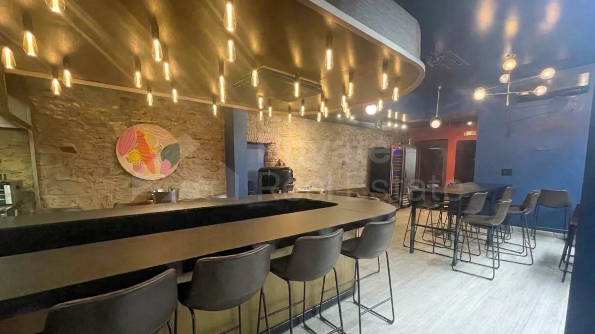 Commercial Space for Rent in Old Town