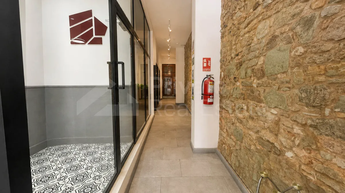 Commercial Space for Rent in Old Town
