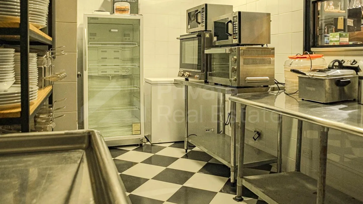 Commercial Space for Rent in Casco Antiguo