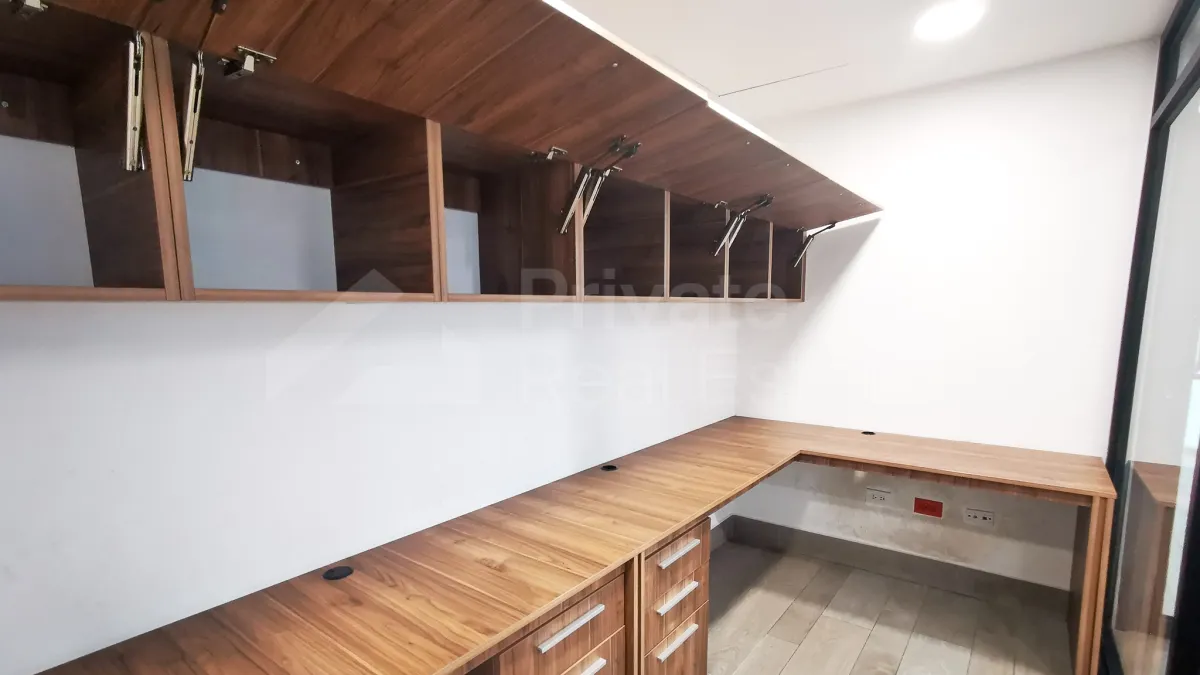 Office for Rent Financial Park Costa del Este