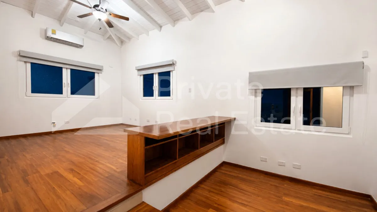 Se vende Casa en Altos del Golf