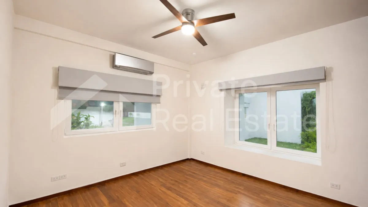 Se vende Casa en Altos del Golf