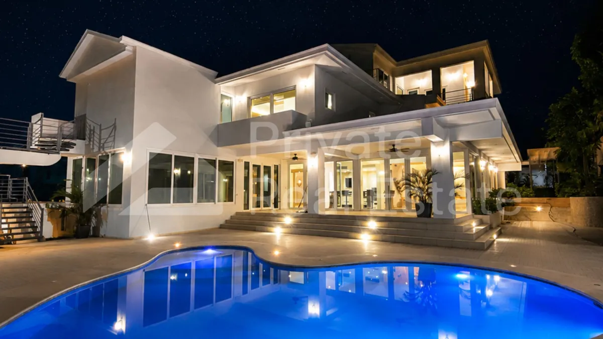 Se vende Casa en Altos del Golf