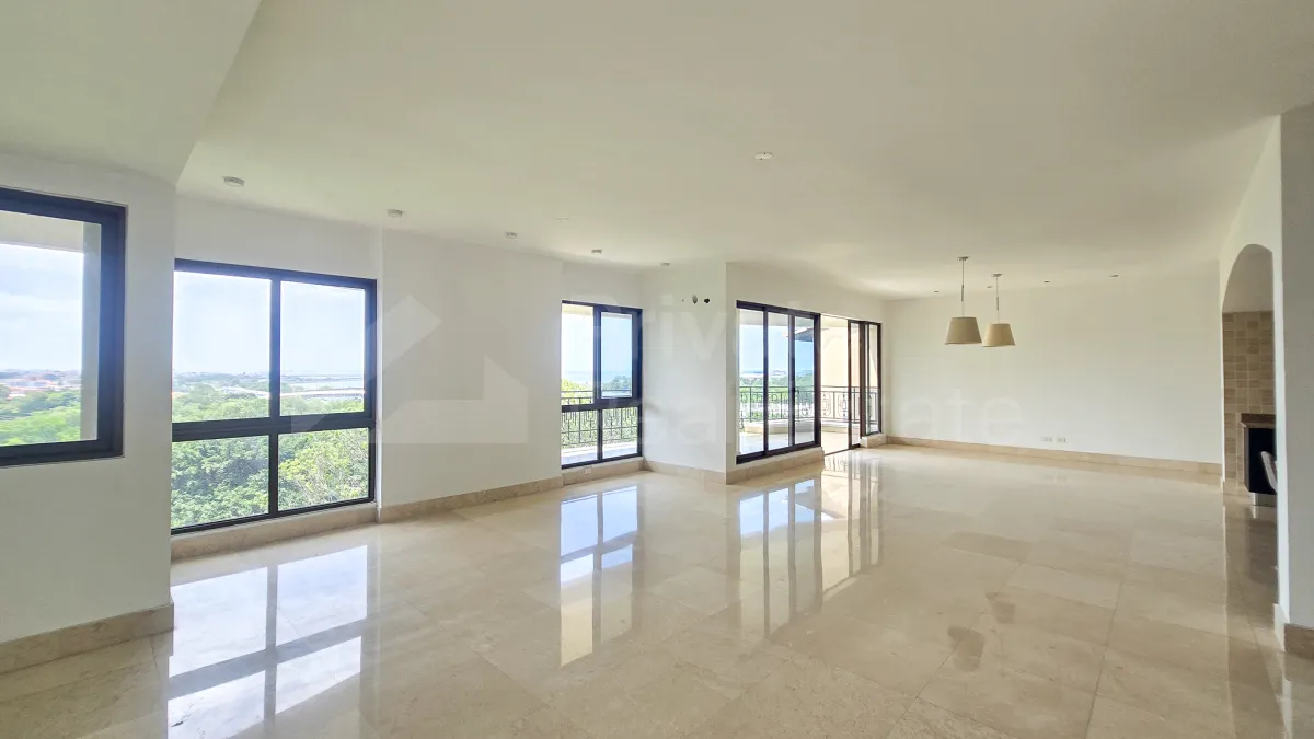 квартира в Amador Heights на продажу