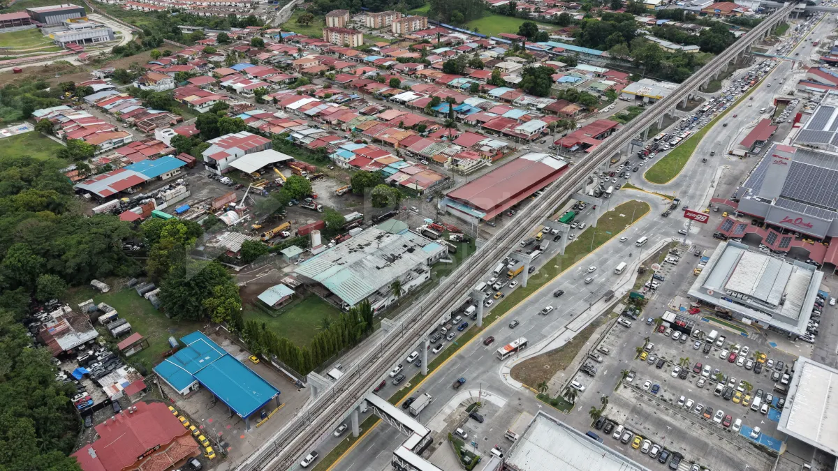 Land Sale on Transisthmic Avenue