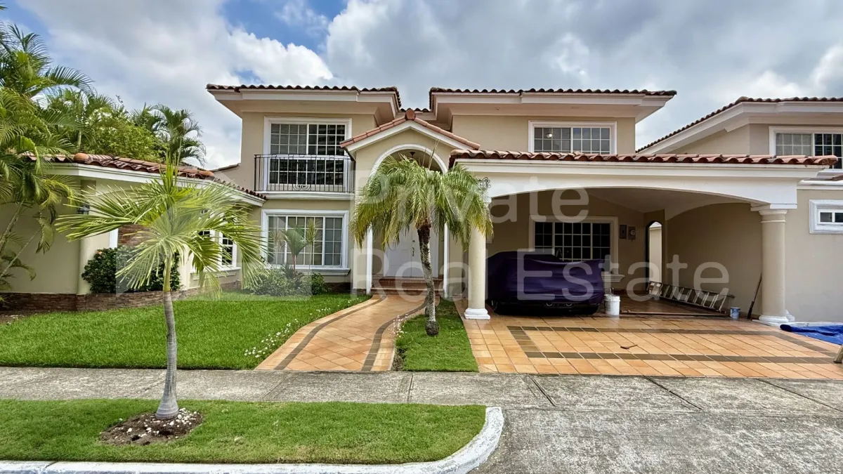 House for Sale in Costa del Este, Costa Azul Development