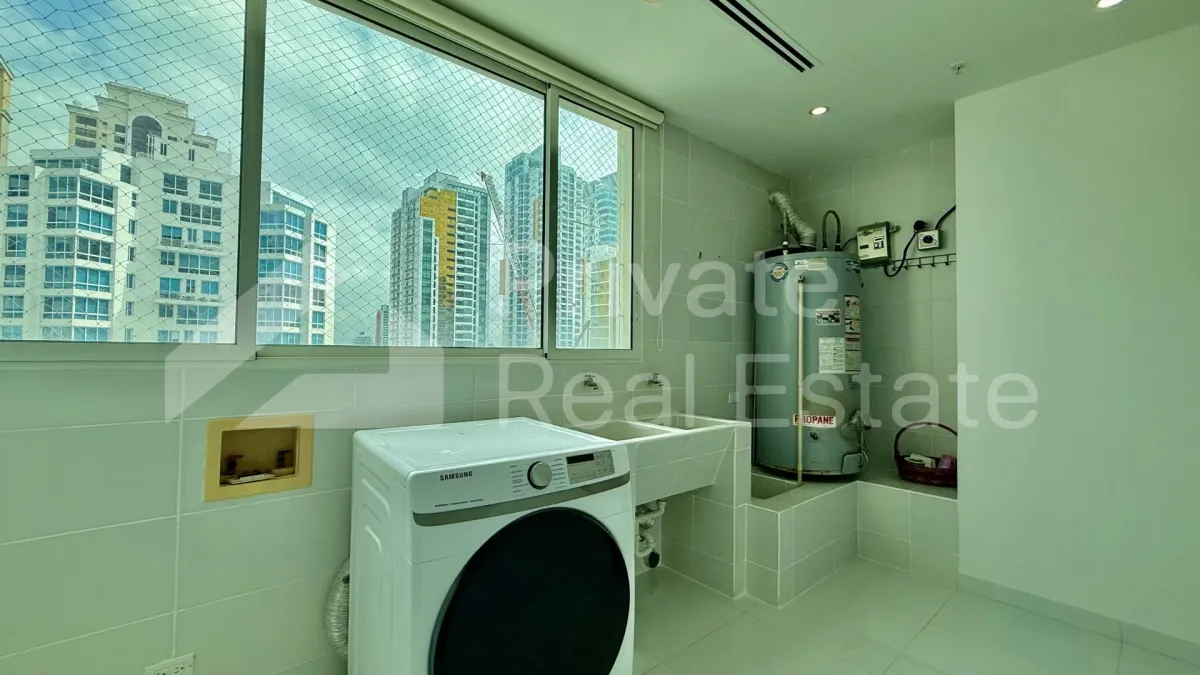 Sale of Apartment in Costa del Este Ph Marea