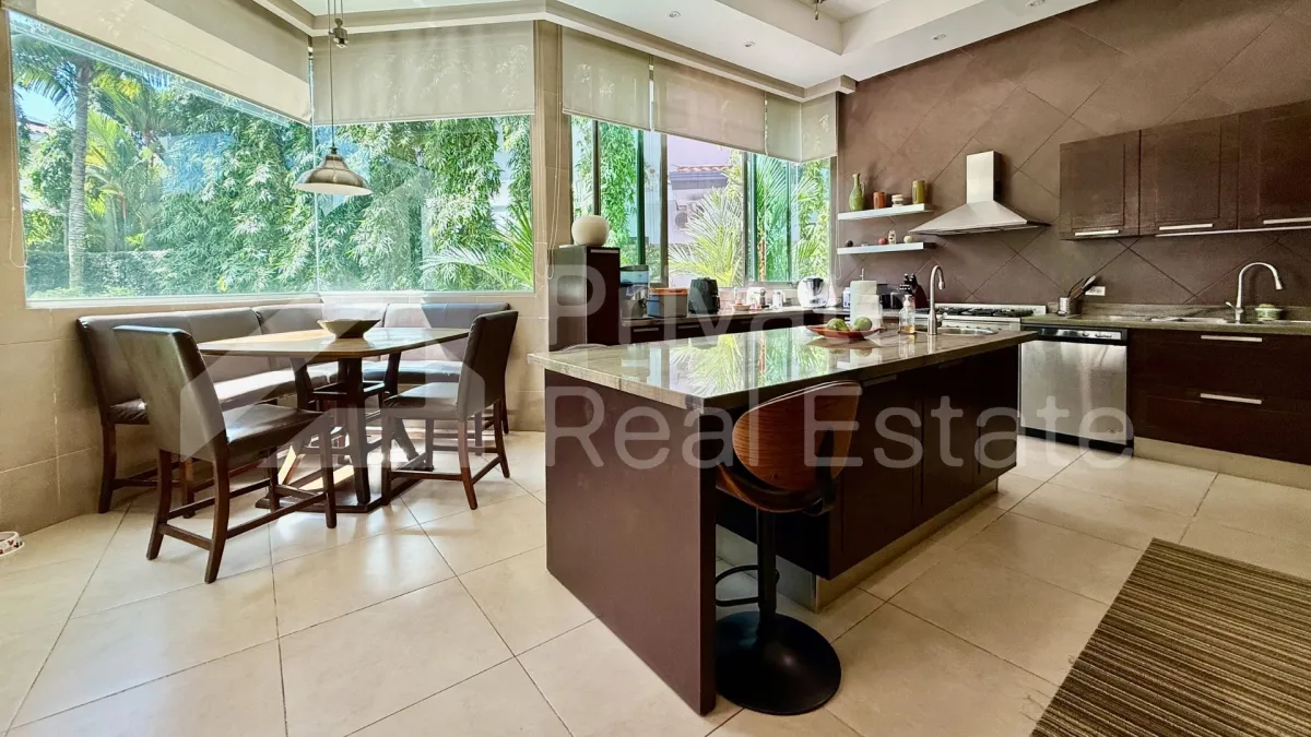 Maison unifamiliale à Costa del Este à vendre