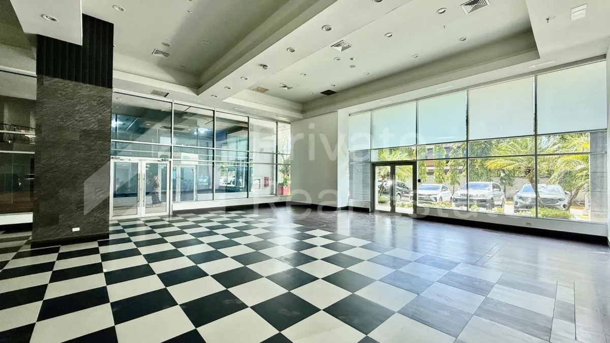 Office for rent in Costa del Este