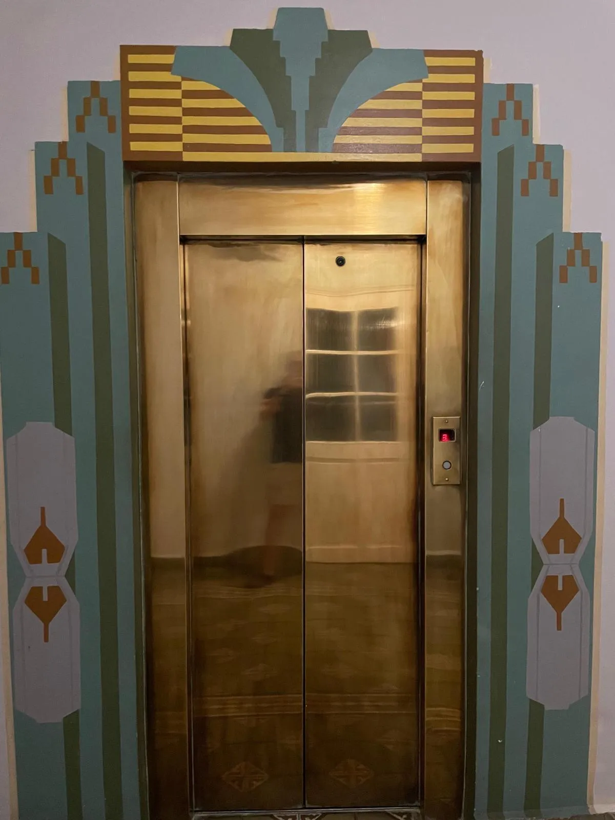 APARTMENT FOR SALE IN OLD TOWN PANAMA