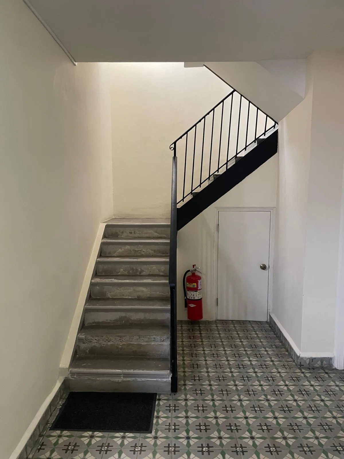 APARTMENT FOR SALE IN OLD TOWN PANAMA