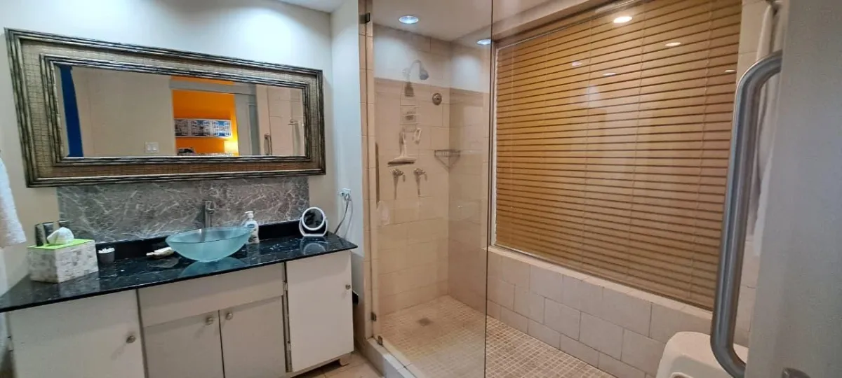 Alquiler de Larga Estadía en Coronado Bay – Estudio de 1 Recámara con Vista