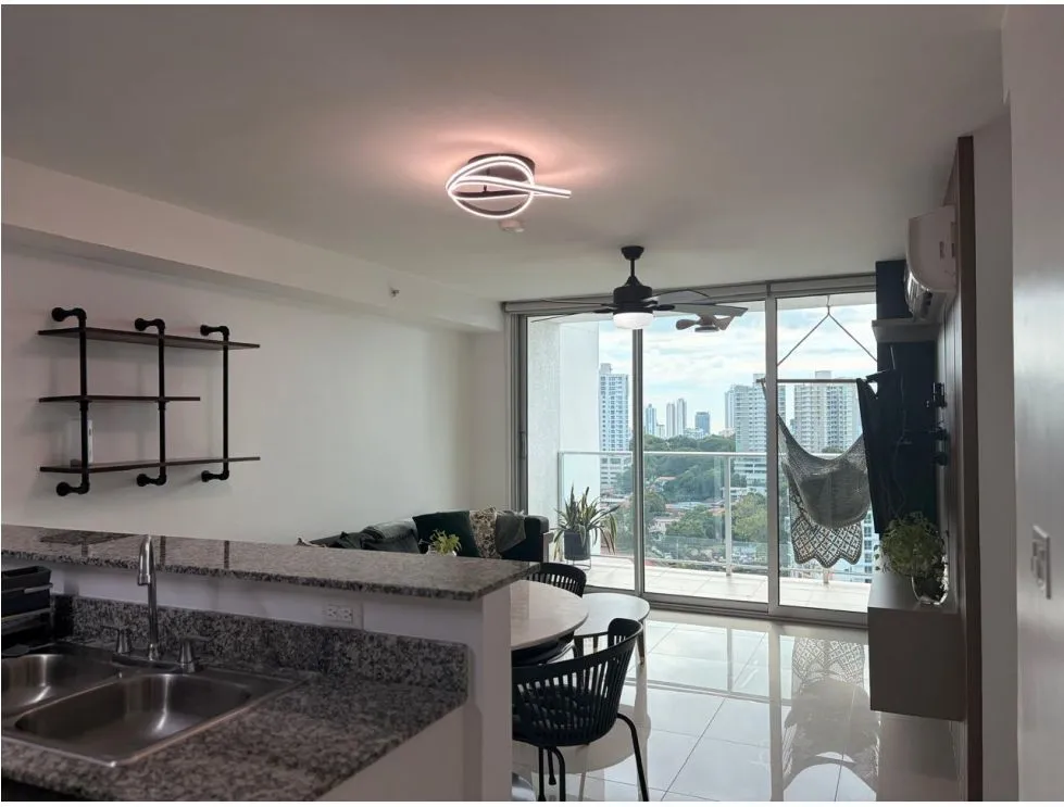 Appartement à Carrasquilla à louer