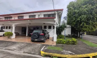 Casa en venta en La Loma