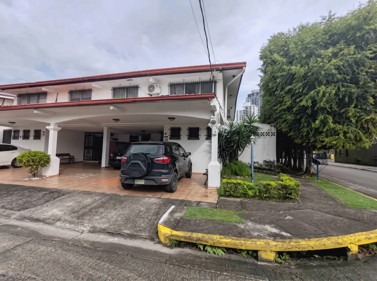 Casa en venta en La Loma