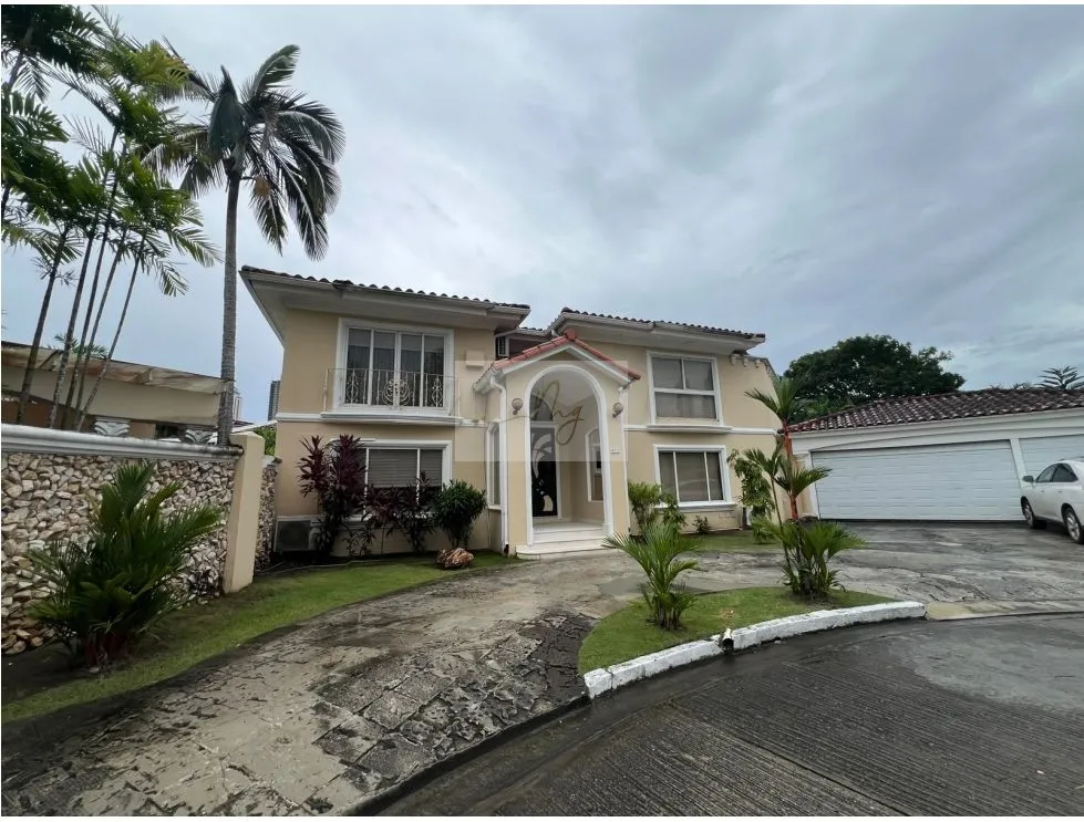 House for Sale in Costa Azul Residential Community, Costa del Este