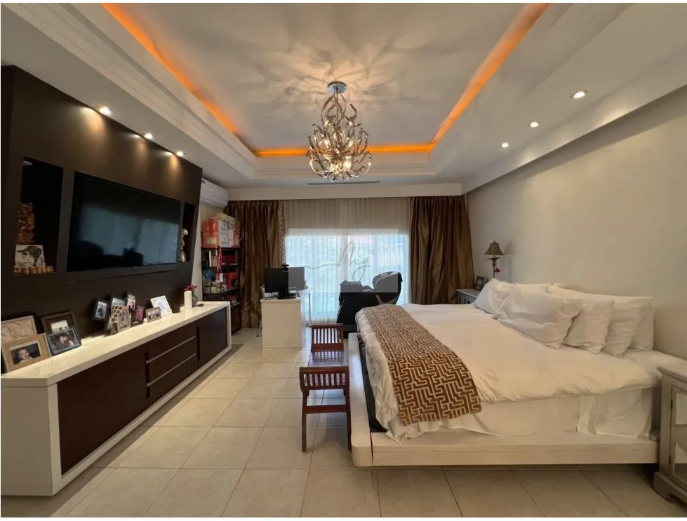 House for Sale in Costa Azul Residential Community, Costa del Este