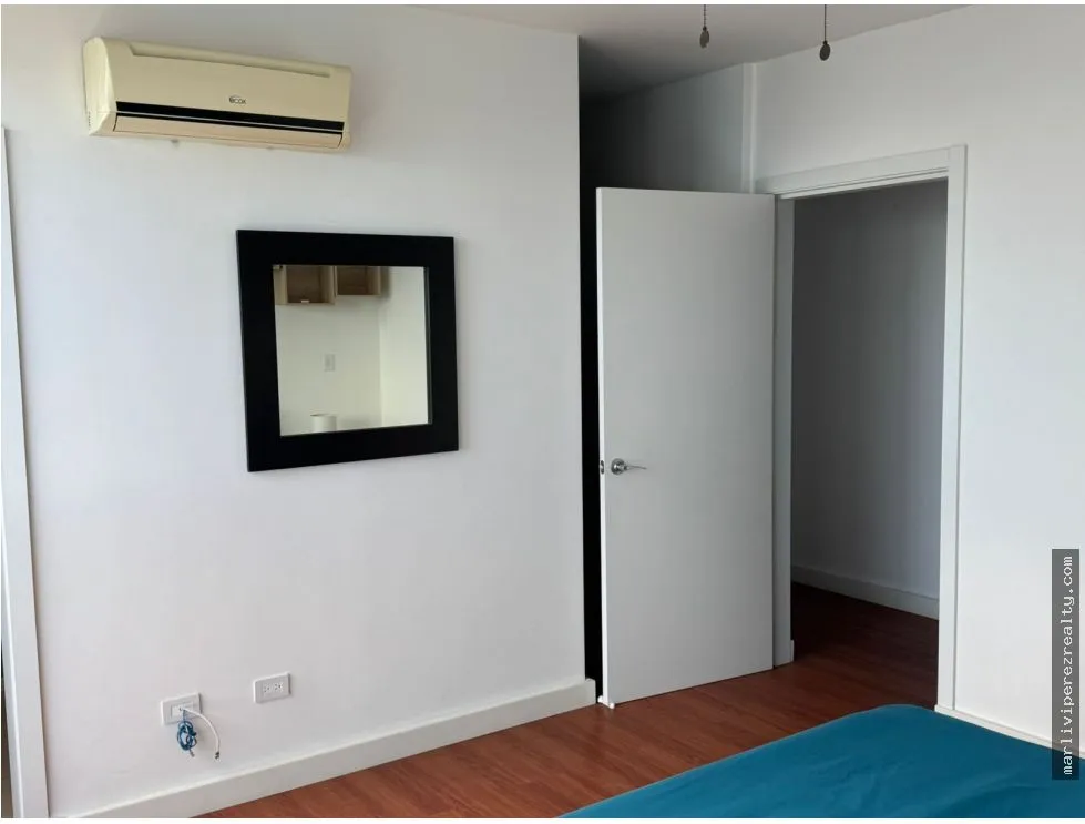 Oceanfront Apartment Rental on Avenida Balboa