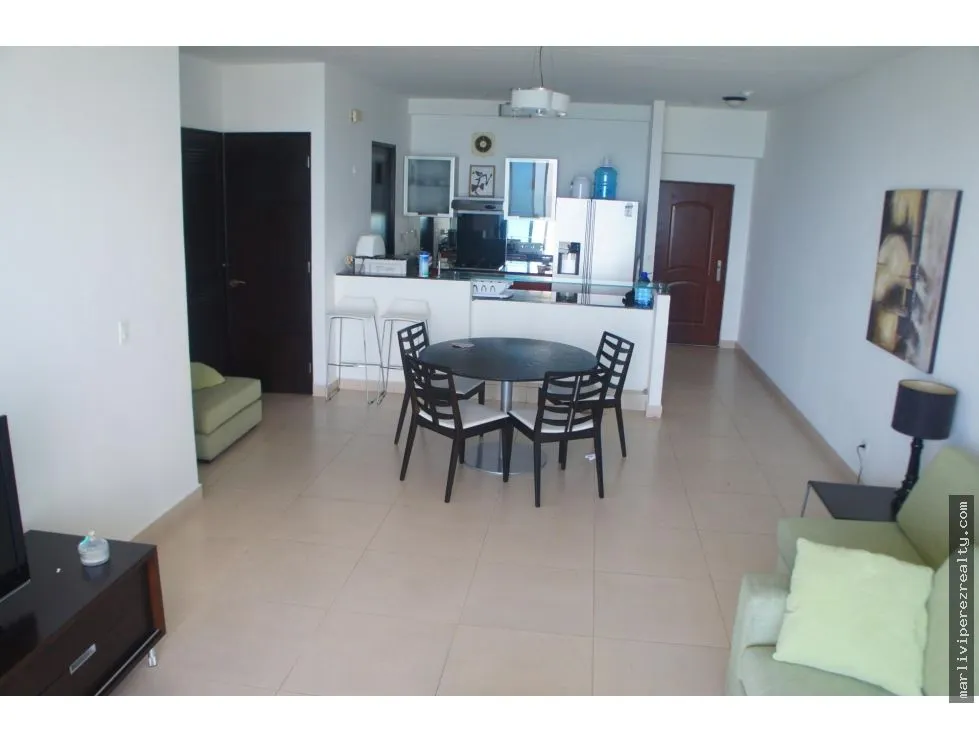 Apartment for Rent on Avenida Balboa