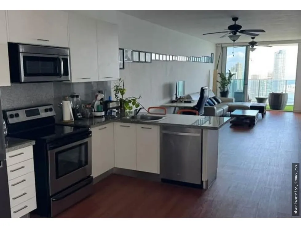 FOR RENT: BEAUTIFUL APARTMENT IN PH WHITE TOWER, AV. BALBOA