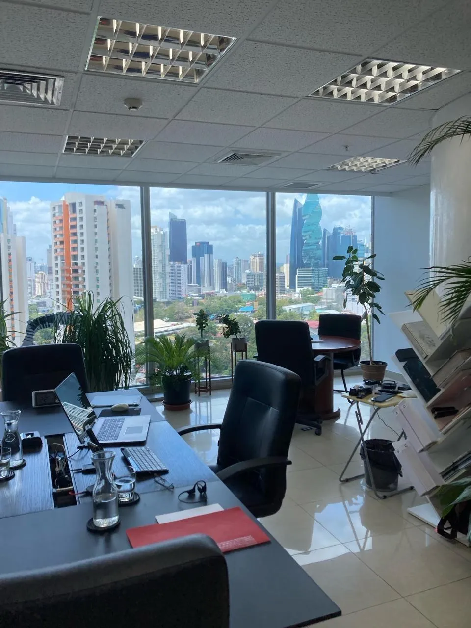 OPORTUNIDAD: VENTA DE OFICINA EN PUNTA PACÍFICA