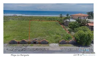Beachfront Lot For Sale in Playa La Barqueta Alanje Panama