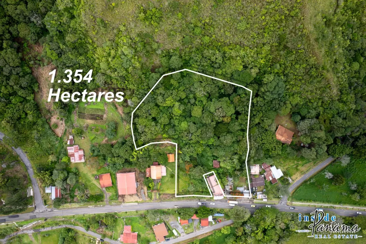 Prime Commercial Land in Bajo Boquete Chiriqui Panama