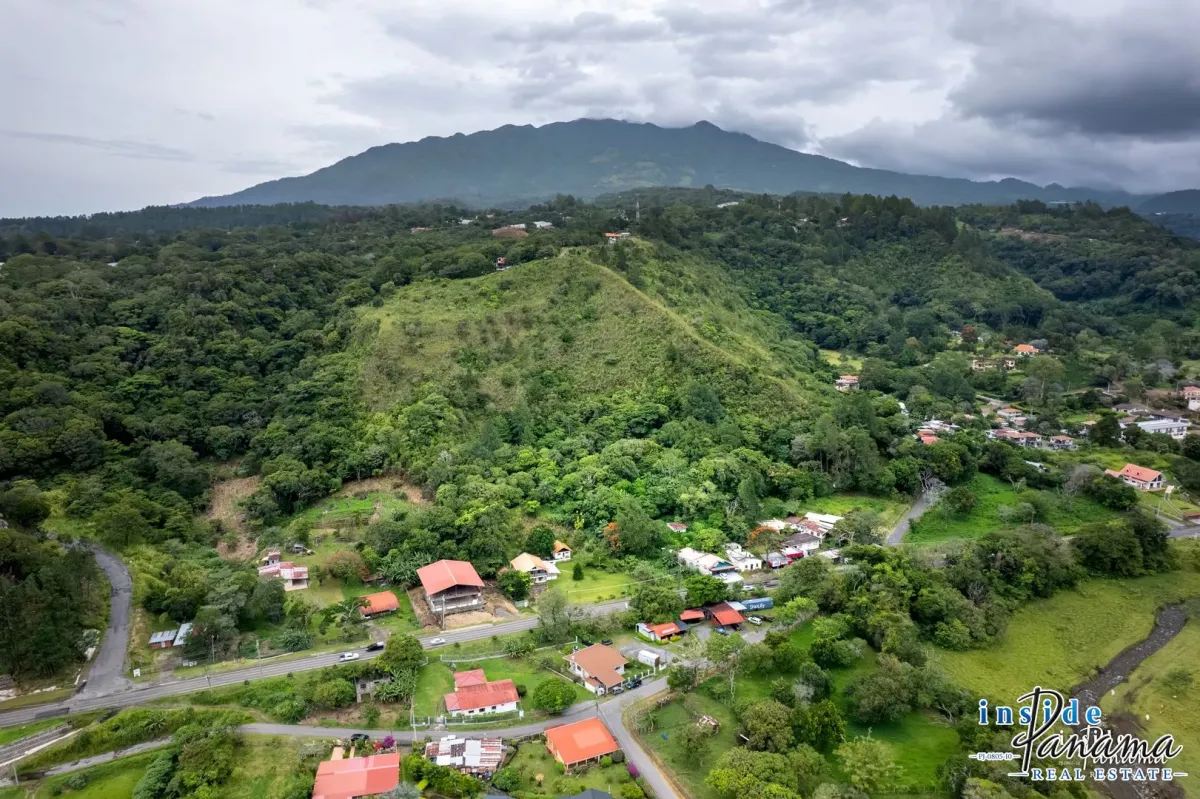 Prime Commercial Land in Bajo Boquete Chiriqui Panama