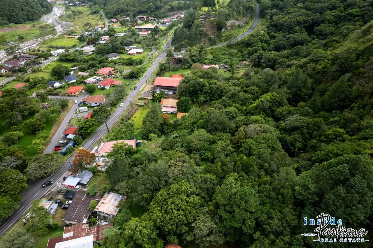 Prime Commercial Land in Bajo Boquete Chiriqui Panama