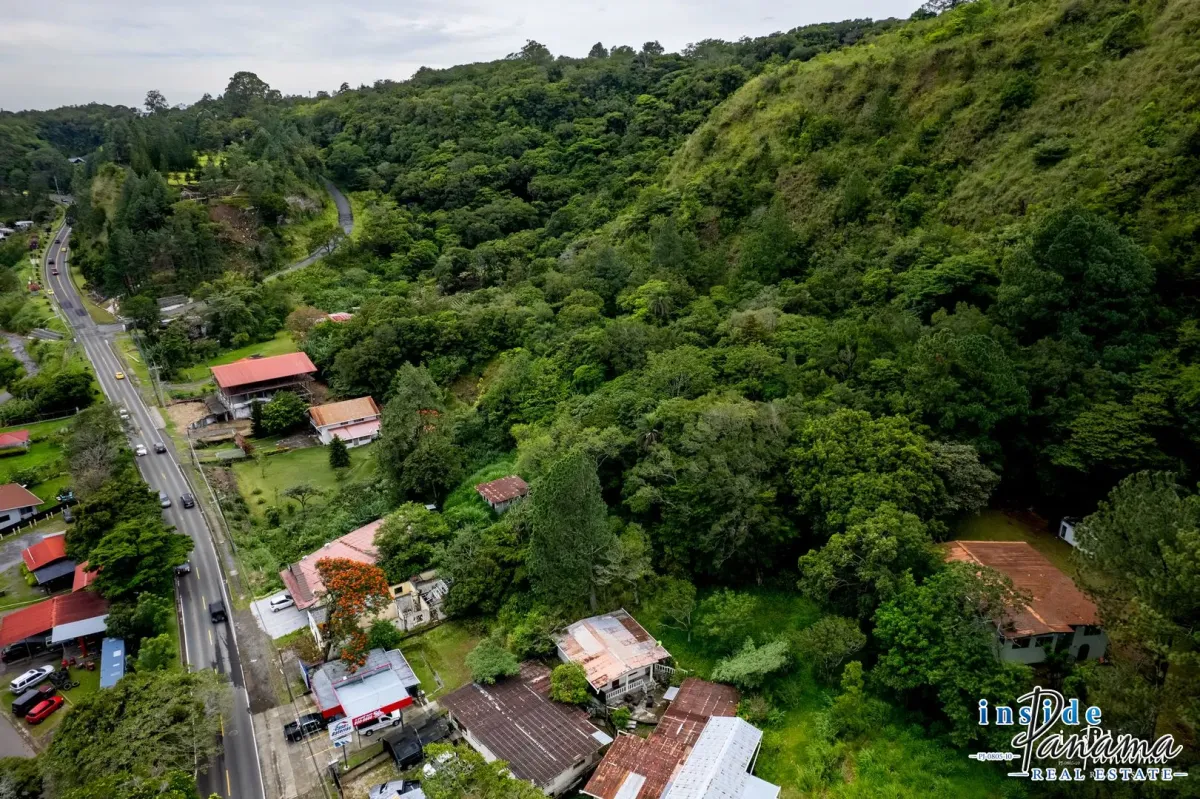 Prime Commercial Land in Bajo Boquete Chiriqui Panama