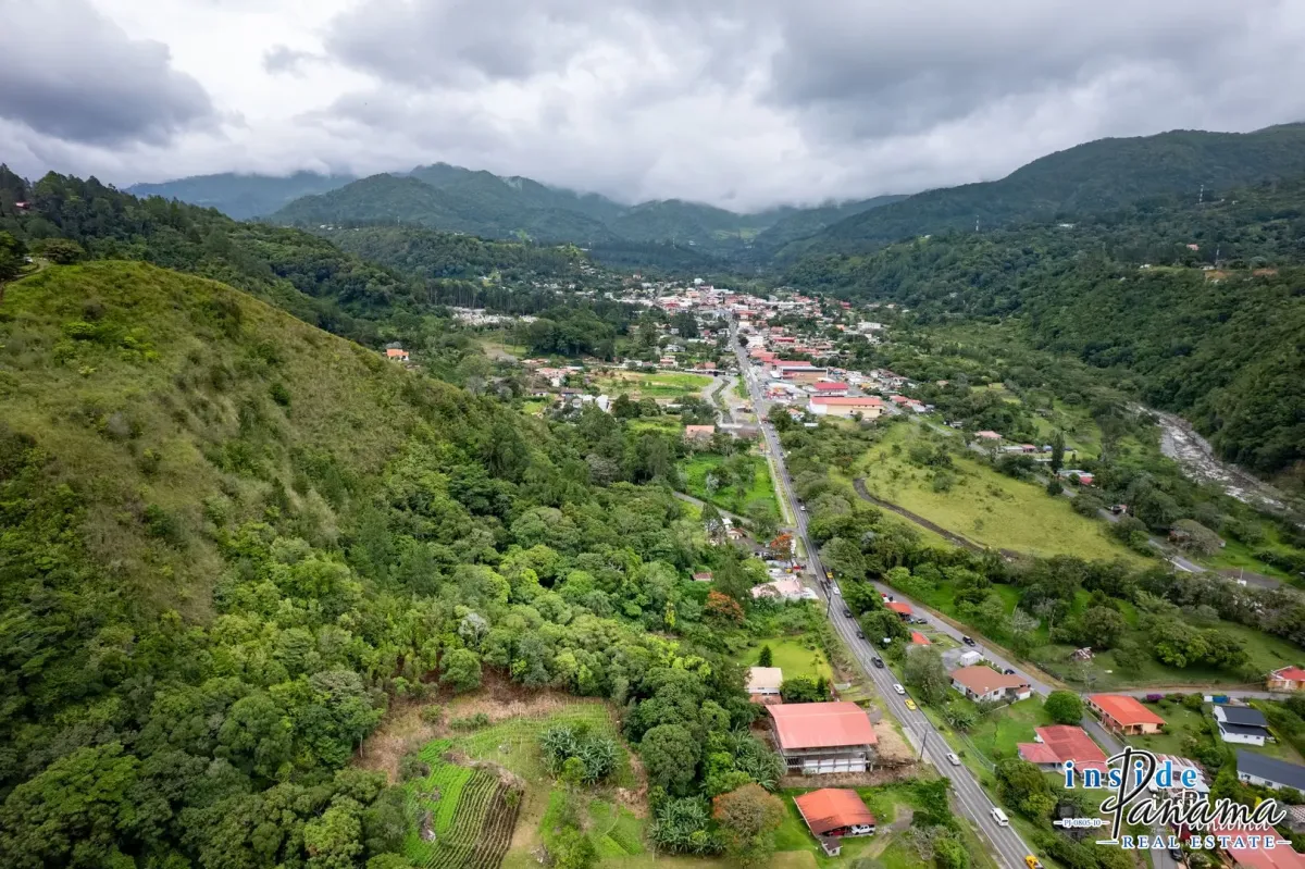 Prime Commercial Land in Bajo Boquete Chiriqui Panama