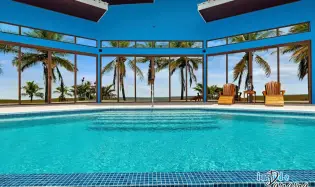 Unique Contemporary Beachfront Home in Playa La Barqueta Chiriquí Pana