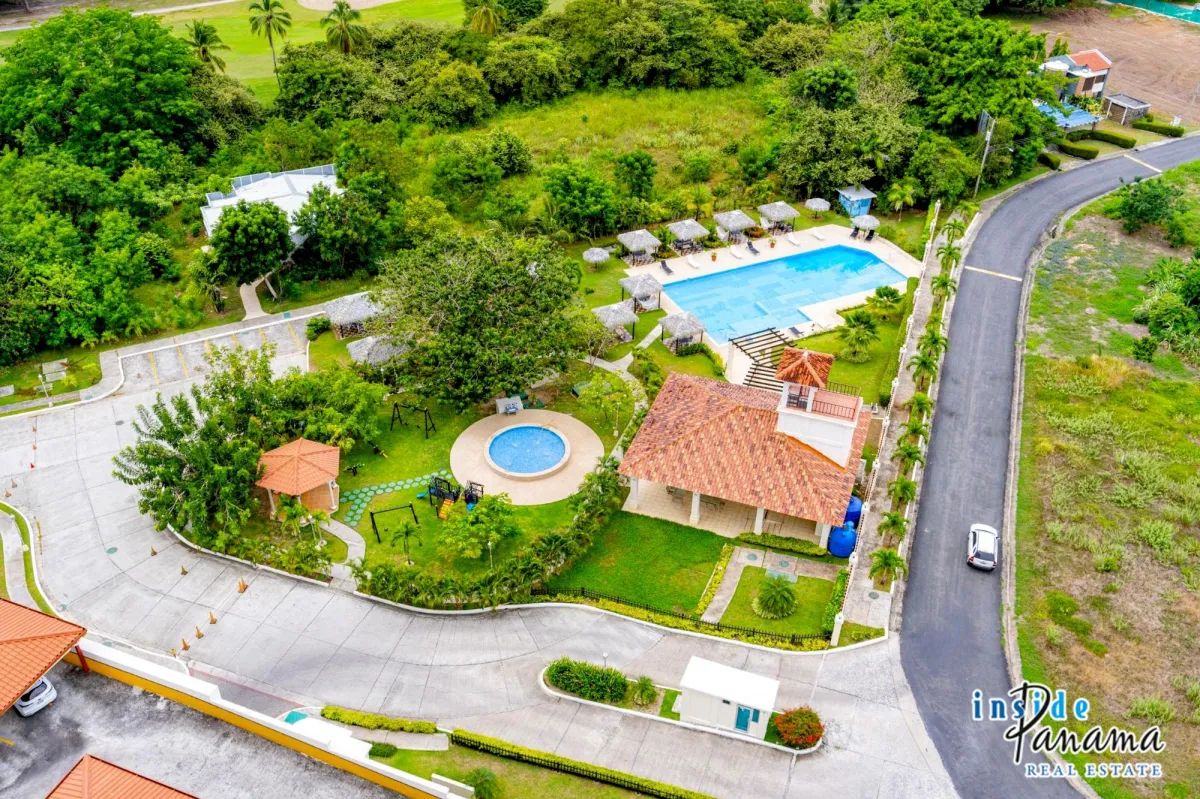 2 Bedroom 2 Bathroom Golf Apartment for sale in Coronado Panama