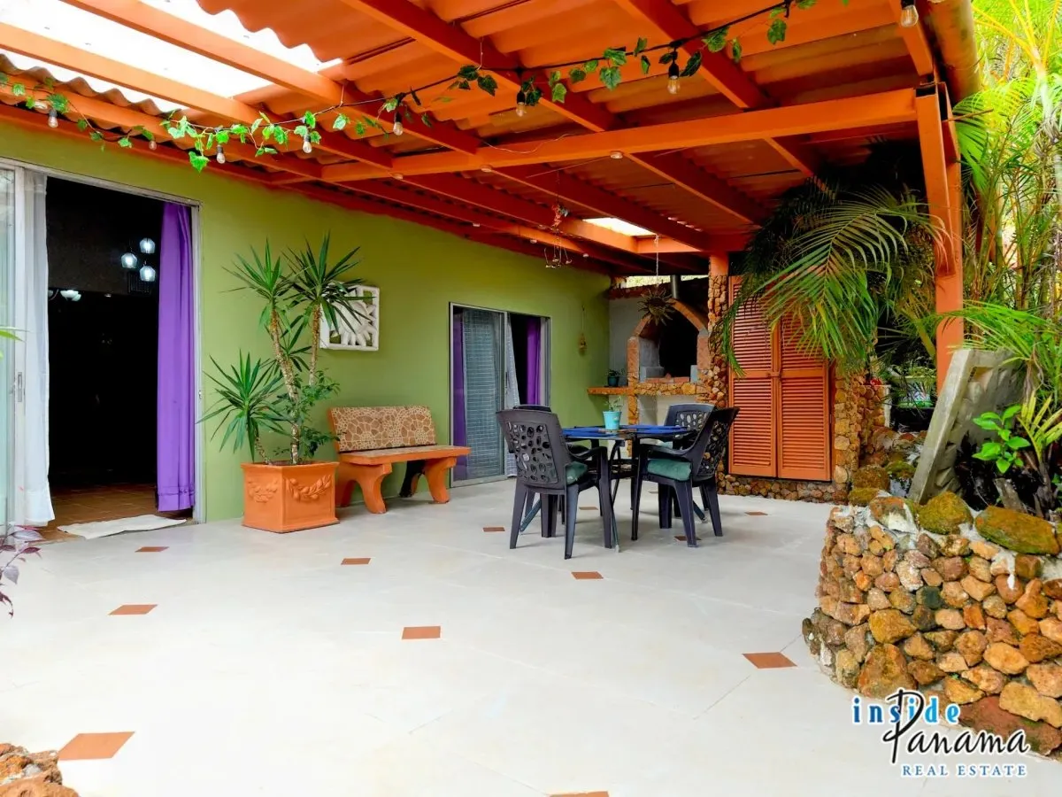Hostal For Sale in Cerro Azul Panama