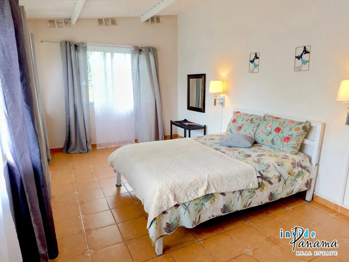 Hostal For Sale in Cerro Azul Panama