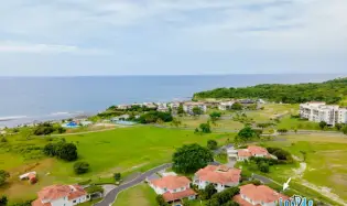 Luxury Duplex with Private Pool in Casamar San Carlos