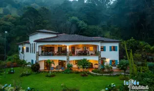 Luxury 4 Bedroom Estate in Exclusive The Springs Boquete