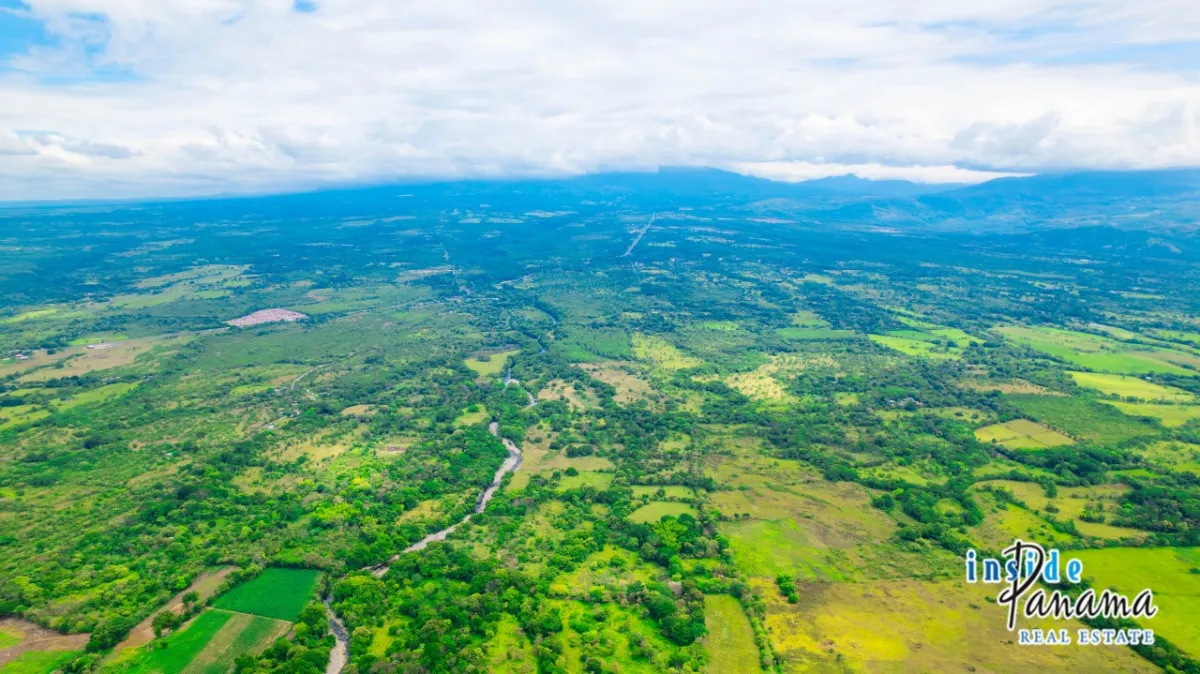 Fertile 8 Hectares with River Access Near Boquete and David