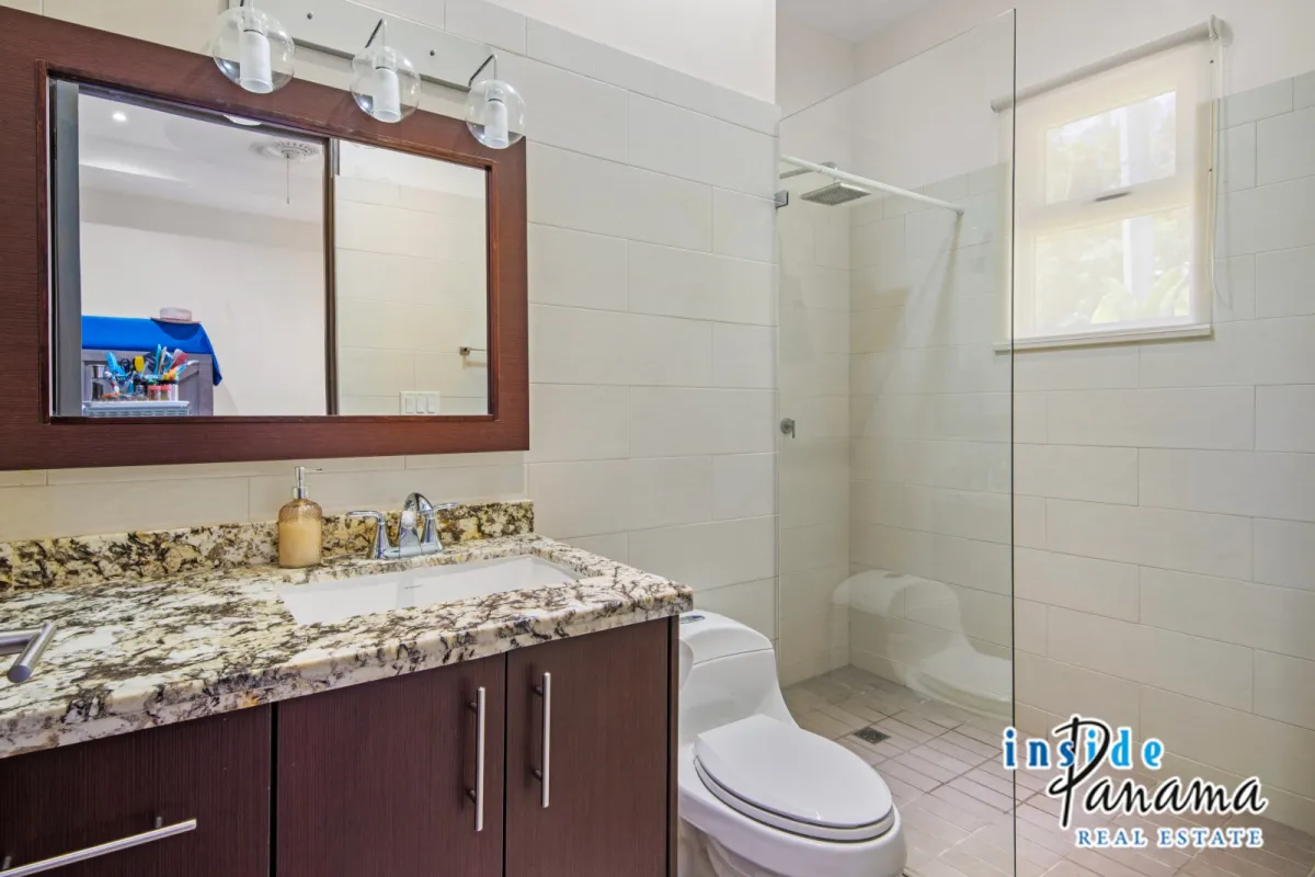 Exceptional Investment Opportunity in Los Naranjos Boquete Panama