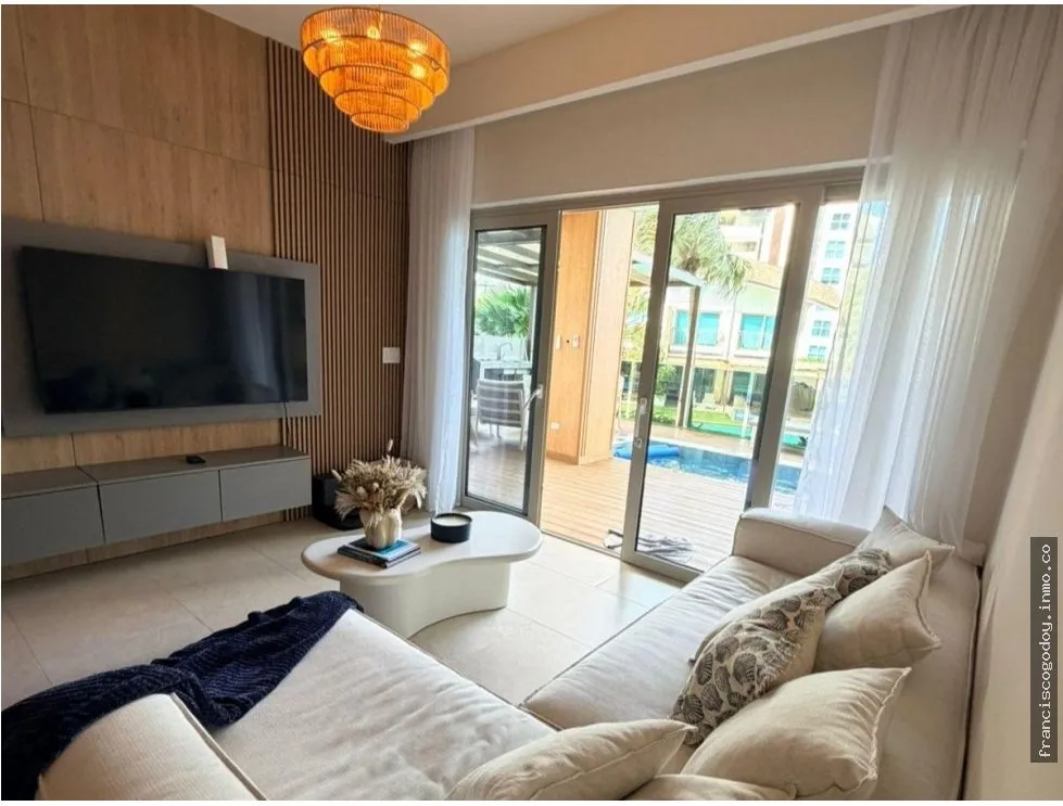 Apartamento en Venta en Playa Escondida