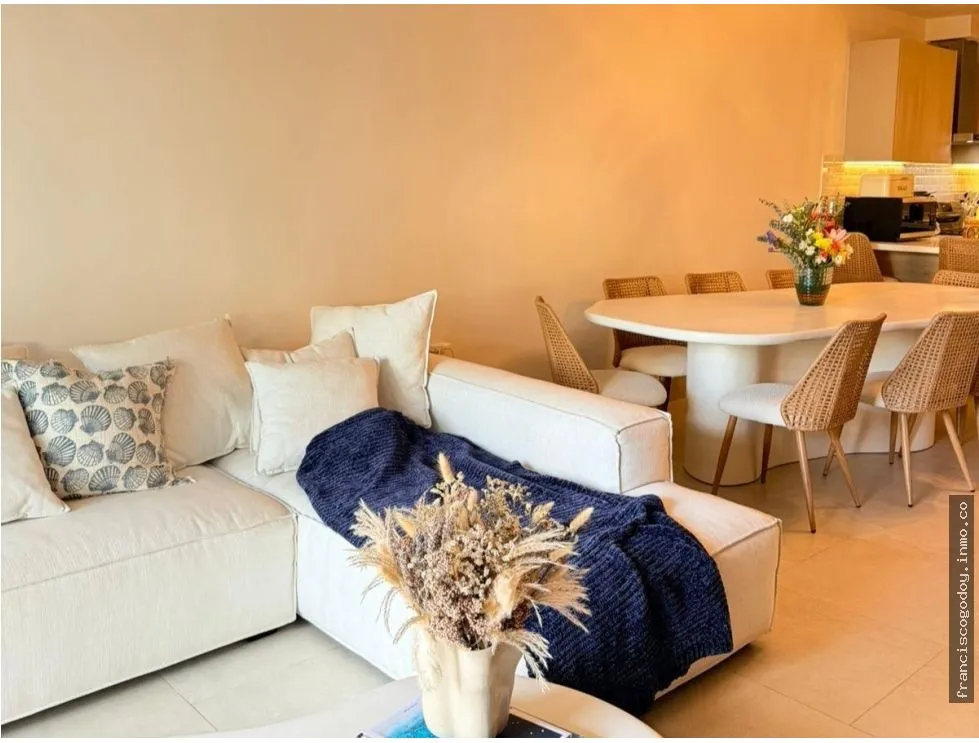 Apartamento en Venta en Playa Escondida
