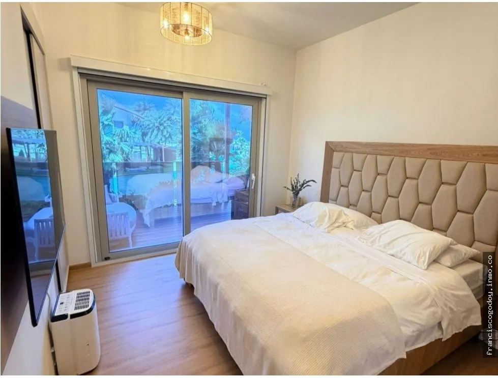 Apartamento en Venta en Playa Escondida